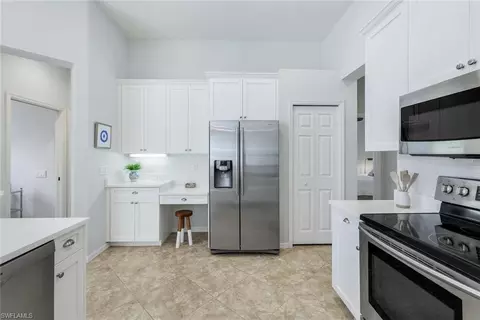 Kitchen - 1932 Springberry Cir, Naples, FL 34109 photo 5 of 5