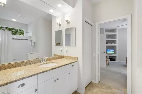 Bath - 1932 Springberry Cir, Naples, FL 34109 photo 3 of 4