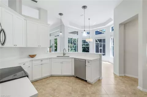 Kitchen - 1932 Springberry Cir, Naples, FL 34109 photo 2 of 5
