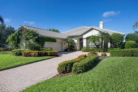 537 Wedgewood Way, Naples, FL 34119