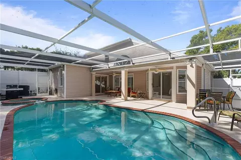 1267 Silverstrand Dr, Naples, FL 34110