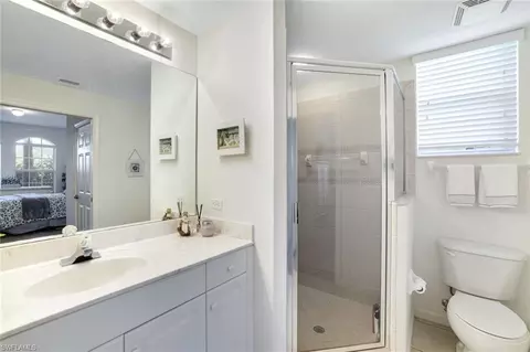 Bath - 10049 Heather Ln #101, Naples, FL 34119 photo 1 of 3