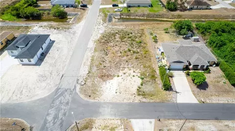 2701 15th St SW, Lehigh Acres, FL 33976