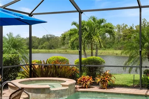12643 Kinross Ln, Naples, FL 34120