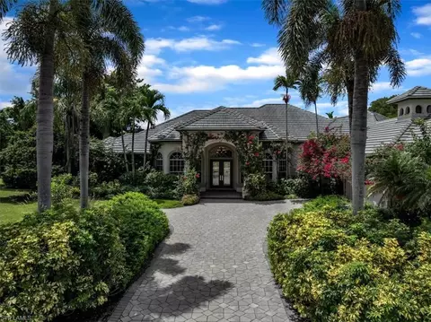 2339 Alexander Palm Dr, Naples, FL 34105