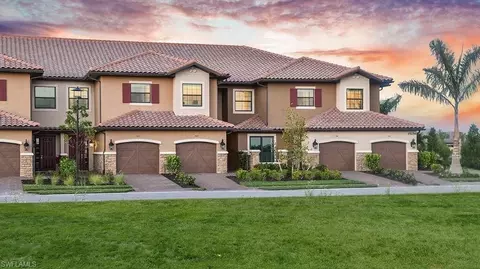 15319 Lucerna St #101, Naples, FL 34114