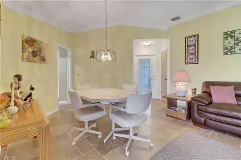 92 Chardon Pl, Naples, FL 34110 photo 8