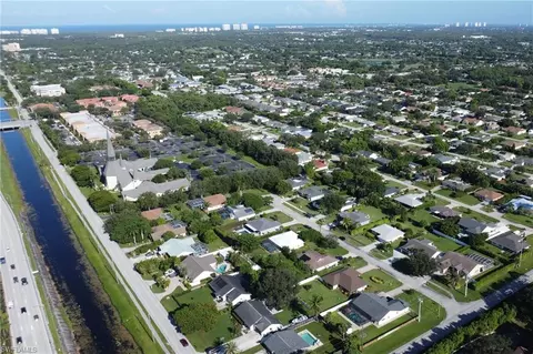 92 Chardon Pl, Naples, FL 34110 photo 28