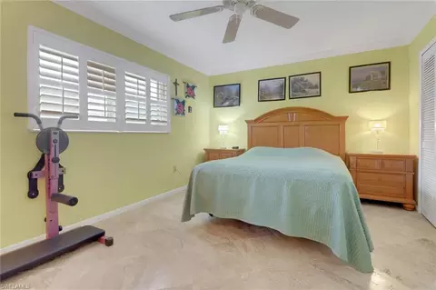 92 Chardon Pl, Naples, FL 34110 photo 17