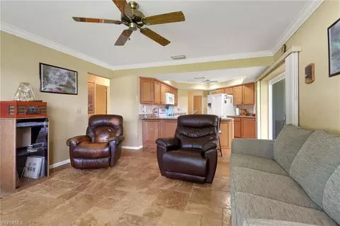 92 Chardon Pl, Naples, FL 34110 photo 6