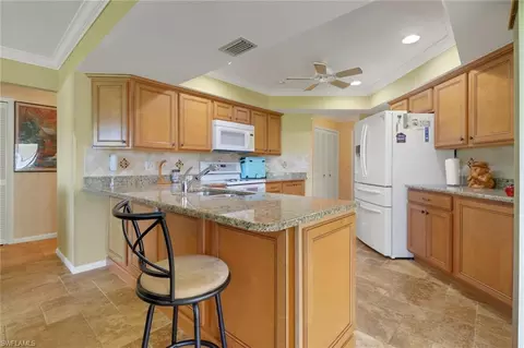 92 Chardon Pl, Naples, FL 34110 photo 5
