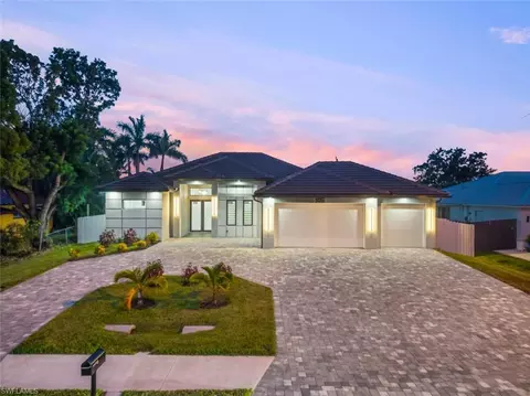 926 Gleason Pkwy, Cape Coral, FL 33914