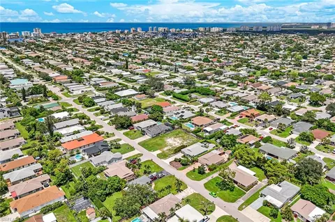 741 95th Ave N, Naples, FL 34108 photo 3
