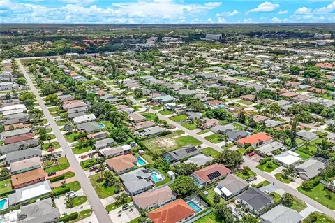 741 95th Ave N, Naples, FL 34108 photo 6