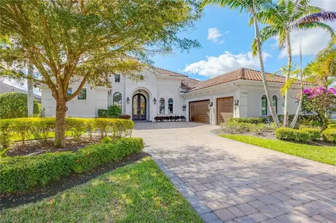 11920 Hedgestone Ct, Naples, FL 34120