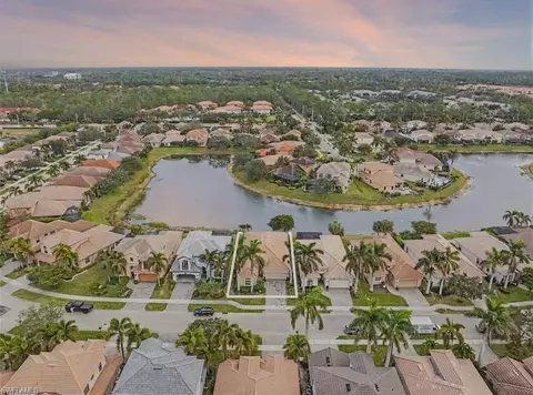 View/Area - 1465 Serrano Cir, Naples, FL 34105 photo 4 of 5