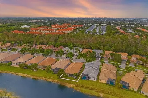 View/Area - 1465 Serrano Cir, Naples, FL 34105 photo 3 of 5