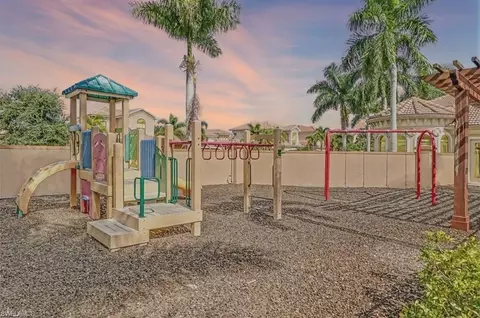 Exterior - 1465 Serrano Cir, Naples, FL 34105 photo 5 of 13