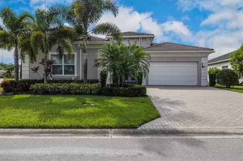 28648 Wharton Dr, Bonita Springs, FL 34135