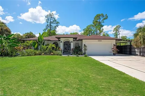 5960 Bur Oaks Ln, Naples, FL 34119