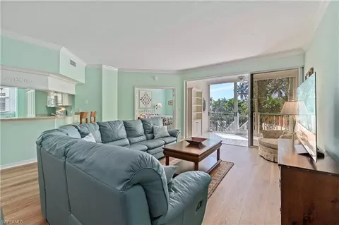 6537 Marissa Loop #11, Naples, FL 34108