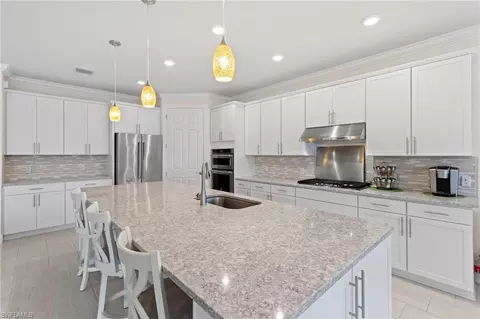 Kitchen - 10530 Jackson Square Dr, Estero, FL 33928 photo 2 of 5