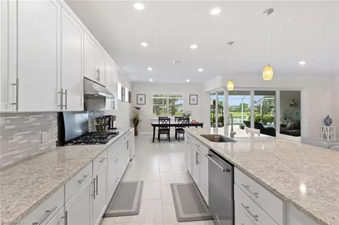 Kitchen - 10530 Jackson Square Dr, Estero, FL 33928 photo 5 of 5