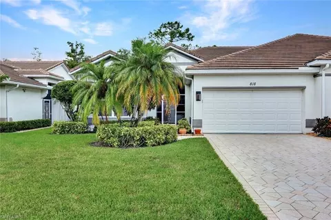 818 Grafton Ct #5, Naples, FL 34104
