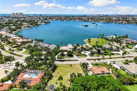 761 S Barfield Dr, Marco Island, FL 34145