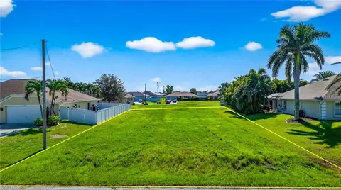 1227 NW 13th Ave, Cape Coral, FL 33993