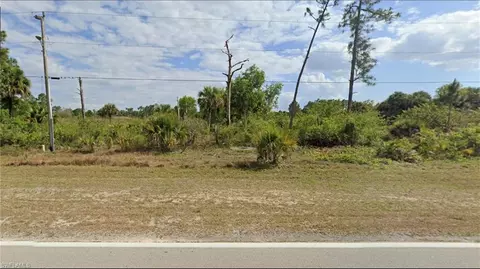 1110 Sentinela Blvd, Lehigh Acres, FL 33974