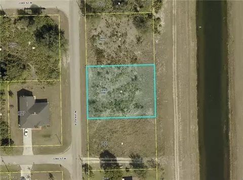 2202 Rita Ave N, Lehigh Acres, FL 33971