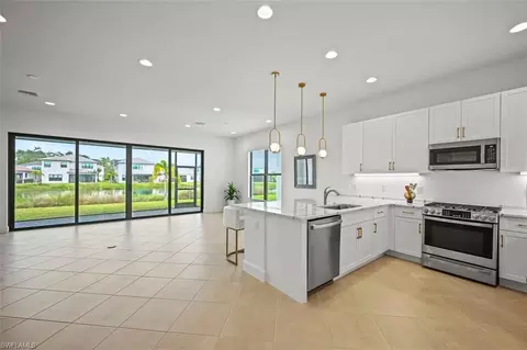 20428 Estero Crossing Blvd, Estero, FL 33928 photo 7
