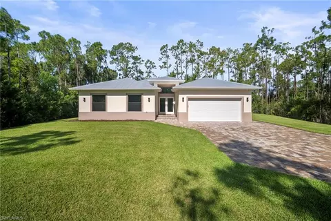 24132 Melanie Ln, Bonita Springs, FL 34135