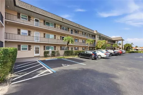 5419 Rattlesnake Hamm Rd #F-203, Naples, FL 34113