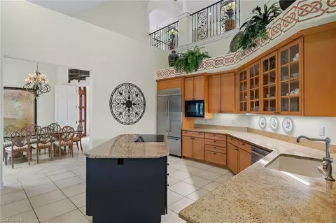 Kitchen - 7005 Verde Way, Naples, FL 34108 photo 2 of 2