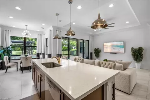 9236 Woodhurst Dr, Naples, FL 34120 photo 9