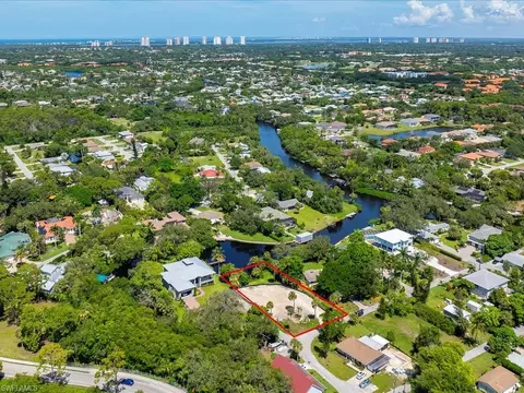 27207 Rio Vista Cir, Bonita Springs, FL 34135