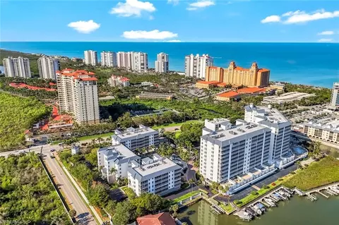 410 Flagship Dr #906, Naples, FL 34108