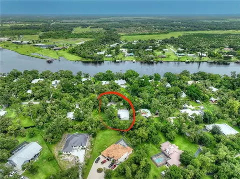 369 Caloosa Dr, Labelle, FL 33935 photo 14