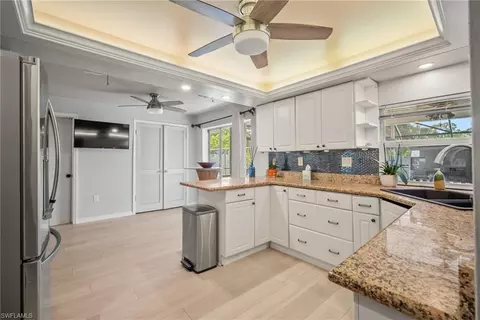 212 Willowick Dr, Naples, FL 34110 photo 13