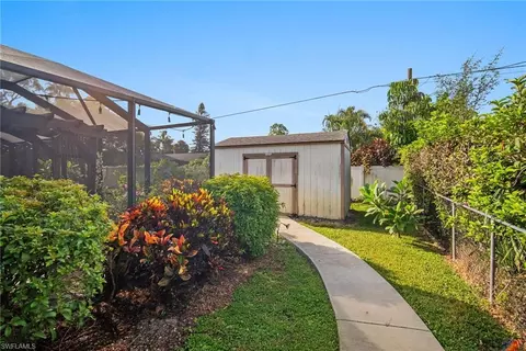 212 Willowick Dr, Naples, FL 34110 photo 26