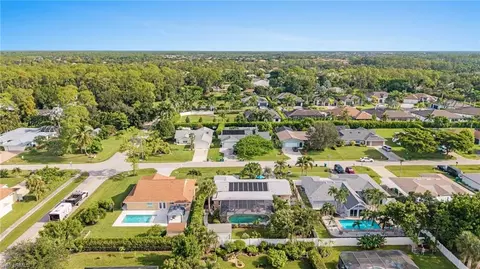 212 Willowick Dr, Naples, FL 34110 photo 33