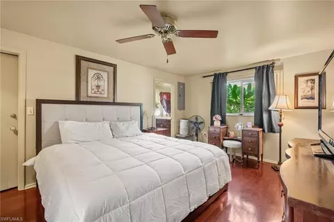 212 Willowick Dr, Naples, FL 34110 photo 15