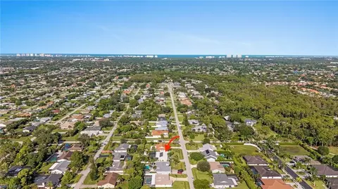 212 Willowick Dr, Naples, FL 34110 photo 3