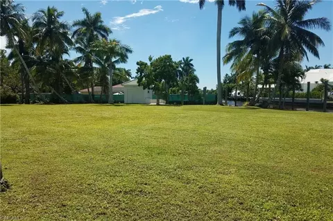 930 18th Ave S, Naples, FL 34102 photo 10