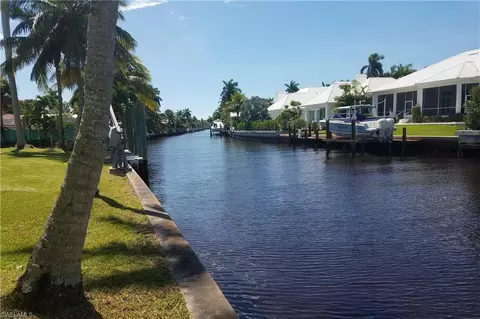 930 18th Ave S, Naples, FL 34102 photo 11