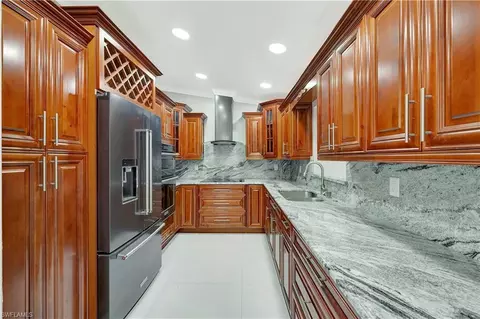 3064 54th Ter SW, Naples, FL 34116