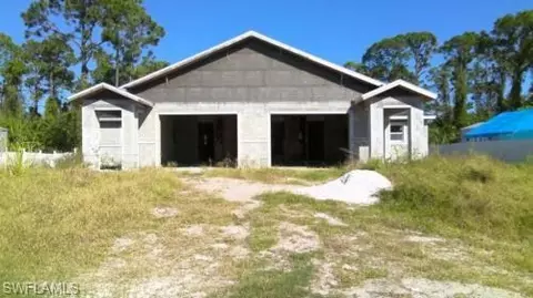 53405342 30th St SW, Lehigh Acres, FL 33973