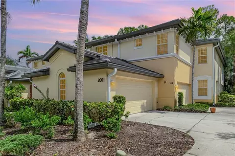 2001 Tarpon Bay Dr N #202, Naples, FL 34119
